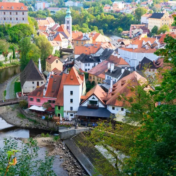 צ'סקי קרומלוב: העיירה המושלמת לחופשה חלומית