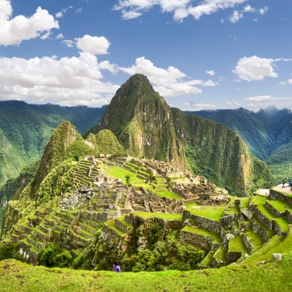 גלה את קסם מאצ'ו פיצ'ו – פלא העולם שיגרום לך להמריא