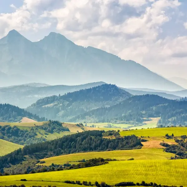 גלה את הרי הטטרה – אלפיני מושלם בלב אירופה!