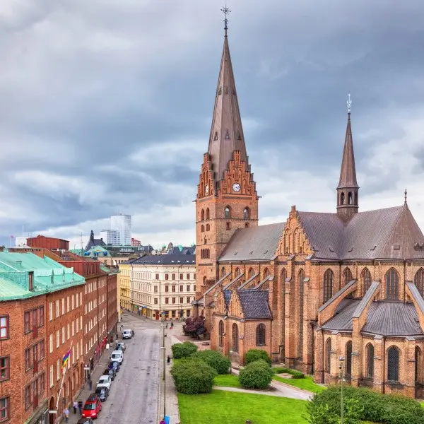 גלה את מאלמו - הסוד הסקנדינבי לחופשה בלתי נשכחת!